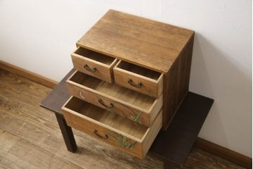 和製アンティーク　総桐材　やさしい色づかいの絵柄がお部屋のアクセントになる小引き出し(チェスト、小物収納、卓上収納)(R-060367)