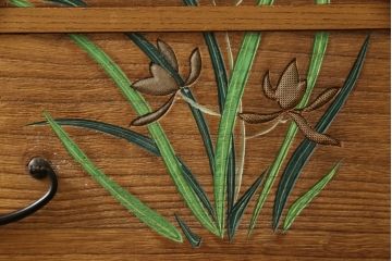 和製アンティーク　総桐材　やさしい色づかいの絵柄がお部屋のアクセントになる小引き出し(チェスト、小物収納、卓上収納)(R-060367)