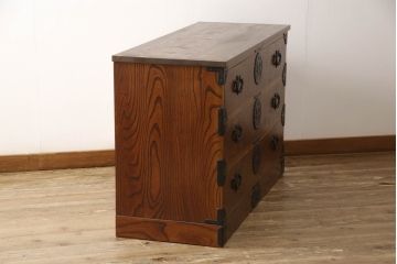 中古　美品　和製民芸家具　天板リメイク　岩谷堂箪笥　テレビ台としてもおすすめな和風ローチェスト(衣装箪笥、テレビボード、引き出し、ローボード)(R-060369)