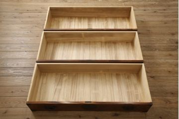 中古　美品　和製民芸家具　天板リメイク　岩谷堂箪笥　テレビ台としてもおすすめな和風ローチェスト(衣装箪笥、テレビボード、引き出し、ローボード)(R-060369)