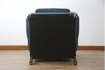 中古　イギリス　本革　(チェスターフィールド)　重厚感のある佇まいが魅力的なウイングバックソファ(レザーソファ、ウィングバックチェア、アームソファ、1人掛けソファ、1Pソファ)(R-060375)