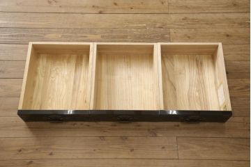 中古　美品　手打ち金具　岩谷堂箪笥　総漆塗り　龍の金具が存在感を放つ和箪笥(竜金具　衣装箪笥、整理たんす、着物タンス、収納箪笥、引き出し)(定価約200万円)(R-060379)