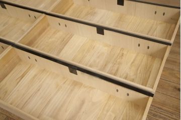 中古　美品　手打ち金具　岩谷堂箪笥　総漆塗り　龍の金具が存在感を放つ和箪笥(竜金具　衣装箪笥、整理たんす、着物タンス、収納箪笥、引き出し)(定価約200万円)(R-060379)