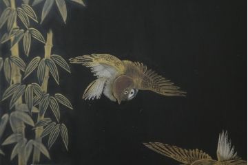 和製ビンテージ　総漆塗り　竹に雀・梅・松　吉祥モチーフ　上品な和の雰囲気を醸し出す茶棚(飾り棚、違い棚、茶箪笥、収納棚、キャビネット、ヴィンテージ)(定価約120万円)(R-060382)