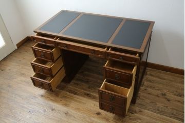 中古　DREXEL HERITAGE(ドレクセルヘリテイジ)　Triune(トライユン)　レザートップが格好いいマホガニー材製のデスク(定価約75万円)(両袖机、在宅ワーク、在宅用ワークデスク)(R-060387)