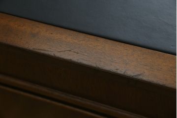 中古　DREXEL HERITAGE(ドレクセルヘリテイジ)　Triune(トライユン)　レザートップが格好いいマホガニー材製のデスク(定価約75万円)(両袖机、在宅ワーク、在宅用ワークデスク)(R-060387)