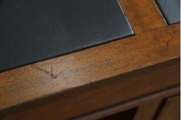 中古　DREXEL HERITAGE(ドレクセルヘリテイジ)　Triune(トライユン)　レザートップが格好いいマホガニー材製のデスク(定価約75万円)(両袖机、在宅ワーク、在宅用ワークデスク)(R-060387)