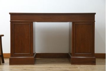 中古　DREXEL HERITAGE(ドレクセルヘリテイジ)　Triune(トライユン)　レザートップが格好いいマホガニー材製のデスク(定価約75万円)(両袖机、在宅ワーク、在宅用ワークデスク)(R-060387)