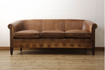 中古　美品　ロイズ・アンティークス取り扱い　本革　落ち着いた色味が大人な空間を演出するアムステルダム3人掛けレザーソファ(3Pソファ、アームソファ)(定価約54万円)(R-060391)