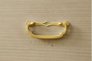 中古　上品な和の雰囲気漂う加茂総桐小袖箪笥(胴厚、整理タンス、引き出し、チェスト、和箪笥、衣装箪笥)(R-060392)