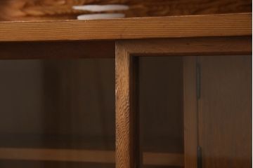 中古　美品　屋久杉　上質な和の空間づくりにおすすめの茶箪笥(茶棚、戸棚、収納棚、飾り棚)(R-060393)