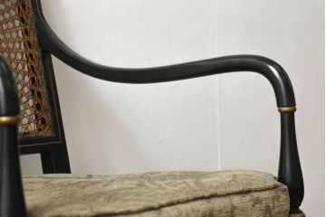 中古　最高級　KINDEL(キンデル)　なかなかお目にかかれない希少なアームチェア(椅子、イス、ダイニングチェア)(定価約60万円)(R-060398)