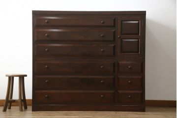 中古　美品　松本民芸家具　シックな佇まいが上質な空間づくりにぴったりなD型和タンス(引き出し、チェスト、整理箪笥)(定価約67万円)(R-060401)