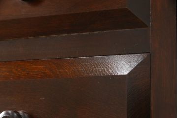 中古　美品　松本民芸家具　シックな佇まいが上質な空間づくりにぴったりなD型和タンス(引き出し、チェスト、整理箪笥)(定価約67万円)(R-060401)
