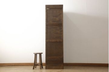 希少サイズ　中古　北海道民芸家具　細身で取り入れやすい上品な幅狭ワードローブ(洋服タンス、収納棚、細身、ロッカータンス)(R-060407)