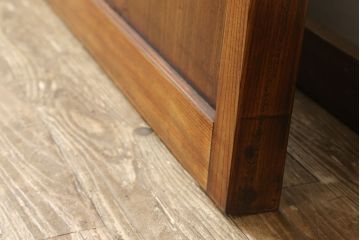 アンティーク建具　明治期　総欅(ケヤキ)材　重厚感のある佇まいが魅力のリメイク蔵戸1枚(玄関戸、引き戸、建具)(R-060408)
