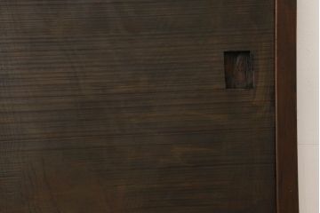 アンティーク建具　明治期　総欅(ケヤキ)材　重厚感のある佇まいが魅力のリメイク蔵戸1枚(玄関戸、引き戸、建具)(R-060408)