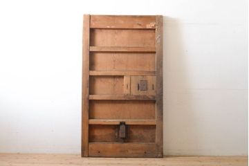 アンティーク建具　明治期　特大金具　松本地方最上手　総欅(ケヤキ)材一枚板　堅牢な佇まいが魅力的な蔵戸1枚(引き戸、玄関戸、建具)(R-060411)