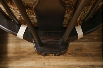 中古　美品　イギリス　ERCOL(アーコール)　落ち着いた色合いのボタニカル柄が印象的なクッション付きロッキングチェア(揺り椅子、イス、アームチェア)(R-060419)