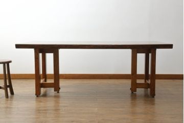 中古　美品　岩手岩泉・純木家具　栓(セン)材　三枚はぎ合わせ　セミブックマッチ　風格漂うダイニングテーブル(4人掛け、6人掛け、食卓、座卓、リビングテーブル、センターテーブル)(定価約50万円)(R-060434)
