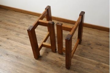 中古　美品　岩手岩泉・純木家具　栓(セン)材　三枚はぎ合わせ　セミブックマッチ　風格漂うダイニングテーブル(4人掛け、6人掛け、食卓、座卓、リビングテーブル、センターテーブル)(定価約50万円)(R-060434)