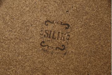 中古　美品　イタリア　SILIK(シリック)　ロココ調の細やかで豪華な彫刻が見事!存在感を放つウォールミラー(壁掛け鏡、姿見)(R-060437)