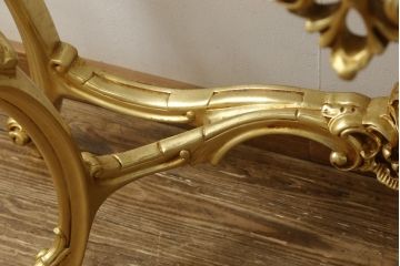 中古　美品　ロココ調　SILIK(シリック)　ゴージャスな空間を演出してくるコンソールテーブル(サイドテーブル、飾り台)(R-060439)