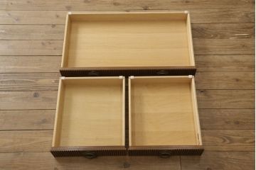 中古　美品　DREXEL HERITAGE(ドレクセルヘリテイジ)　Cameo Classics(キャメオクラシックス)　エレガントな佇まいが魅力的なクリデンザ(クレデンザ、サイドボード、収納棚、サイドキャビネット、戸棚)(定価約115万円)(R-060440)