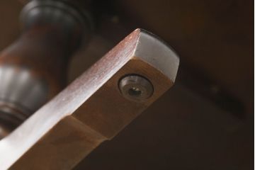 ビンテージ　北海道民芸家具　特大　優しく上品な雰囲気を醸し出す丸テーブル(ラウンドテーブル、ダイニングテーブル、円形テーブル、ヴィンテージ)(R-060444)