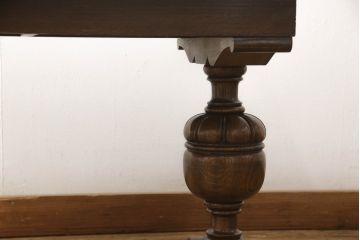 イギリスアンティーク家具　オーク材　希少な特小サイズ!!　脚や天板などの凝ったつくりが見事なドローリーフテーブル(サイドテーブル、コーヒーテーブル、エクステンションテーブル、カフェテーブル、ローテーブル)(R-060446)