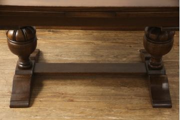 イギリスアンティーク家具　オーク材　希少な特小サイズ!!　脚や天板などの凝ったつくりが見事なドローリーフテーブル(サイドテーブル、コーヒーテーブル、エクステンションテーブル、カフェテーブル、ローテーブル)(R-060446)