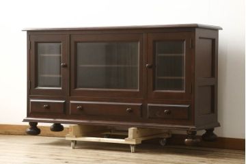 中古　美品　松本民芸家具　シックな佇まいが和洋折衷の空間に取り入れやすいC-型サイドボード(リビングボード、サイドキャビネット)(定価約60万5千円)(R-060447)