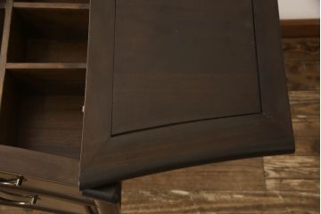 中国ビンテージ　希少デザイン　唐木　上品な佇まいと天板下の収納が魅力的な両袖デスク(ヴィンテージ、ニーホールデスク、両袖机、テーブル、在宅ワーク用、在宅用、ワークデスク、オフィスデスク)(R-060455)