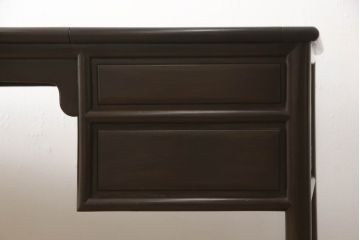 中国ビンテージ　希少デザイン　唐木　上品な佇まいと天板下の収納が魅力的な両袖デスク(ヴィンテージ、ニーホールデスク、両袖机、テーブル、在宅ワーク用、在宅用、ワークデスク、オフィスデスク)(R-060455)