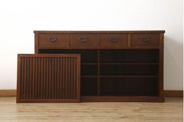 中古　美品　上品なデザインが和モダンなお部屋に取り入れやすい欅(ケヤキ)材と栗材の水屋箪笥サイドボード(サイドキャビネット、収納棚、戸棚、食器棚、カップボード)(R-060458)