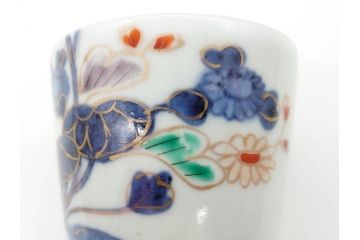 江戸期　古伊万里　色絵草花文蕎麦猪口(和食器、有田焼)(R-060471)