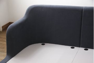 中古　美品　FRITZ HANSEN(フリッツハンセン)　ハイメ・アジョンデザイン　LUNE(ルネソファ)　高品質と機能性を兼ね備えた3人掛けソファ(3P、2人掛けソファ、2P、カウチソファ、シェーズロング)(定価約95万円)(R-060492)