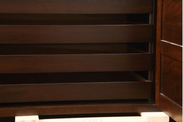 中古　美品　松本民芸家具　美しく品のあるローチェスト(テレビ台、ローボード、収納棚、戸棚、サイドボード、着物、和服)(R-060500)