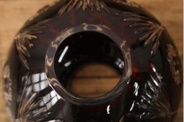 明治〜大正期　巻き芯14分芯42mm　丸みとくびれのバランスが特徴的な切子ガラスのオイルランプ(卓上照明、卓上ランプ)(R-060501)