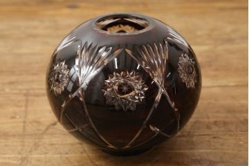 明治〜大正期　巻き芯14分芯42mm　丸みとくびれのバランスが特徴的な切子ガラスのオイルランプ(卓上照明、卓上ランプ)(R-060501)