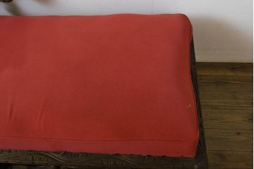 ベルギービンテージ　まるで芸術品のような豪華な彫刻が魅力のシェーズロング(カウチソファ、長椅子)(R-060532)