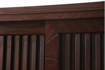 中古　美品　岩谷堂箪笥　和モダンの空間づくりにおすすめの格子戸が魅力的な食器棚(茶箪笥、茶棚、戸棚、収納棚、キャビネット)(定価約75万円)(R-060539)