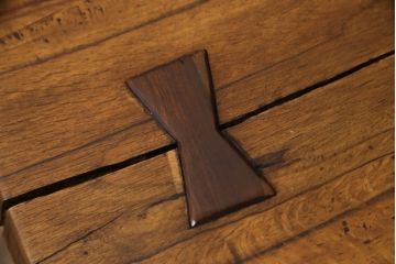 和製アンティーク　希少デザイン　ジョージナカシマ風　カシ(樫)材一枚板　個性的なデザインが目を惹くベンチ(ジョージ・ナカシマ、ソファ、長椅子、アームチェア、板座チェア、2人掛け、3人掛け)(R-060541)