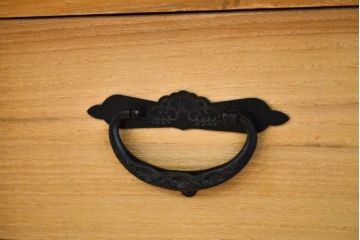 中古　美品　漆塗り　味わい深い色合いと風格のある金具が魅力の仙台箪笥(引き出し、収納タンス、整理箪笥、サイドチェスト)(定価約42万円)(R-060542)