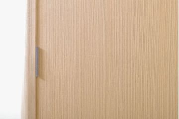 中古　伝統工芸士　鈴木?三郎作　透かしの金具がモダンな雰囲気を醸し出す加茂桐箪笥(胴丸、桐たんす、和タンス、衣装箪笥、収納箪笥、着物箪笥)(R-060544)
