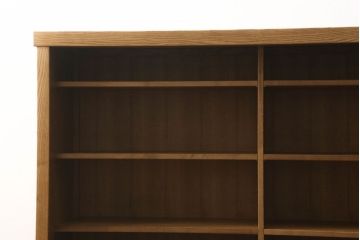 中古　美品　国産　手造り　タモ材　和モダンなお部屋に取り入れやすい水屋箪笥サイドボード(サイドキャビネット、食器棚、カップボード、戸棚、収納棚)(R-060545)