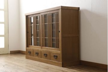中古　美品　国産　手造り　タモ材　和モダンなお部屋に取り入れやすい水屋箪笥サイドボード(サイドキャビネット、食器棚、カップボード、戸棚、収納棚)(R-060545)