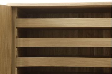 中古　美品　国産　職人手造り　透かしの金具が素敵な総桐箪笥(胴厚、四方丸、総桐たんす、着物箪笥、和タンス、衣装箪笥)(R-060549)
