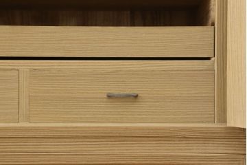中古　美品　国産　職人手造り　透かしの金具が素敵な総桐箪笥(胴厚、四方丸、総桐たんす、着物箪笥、和タンス、衣装箪笥)(R-060549)