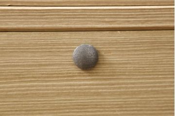 中古　美品　国産　職人手造り　透かしの金具が素敵な総桐箪笥(胴厚、四方丸、総桐たんす、着物箪笥、和タンス、衣装箪笥)(R-060549)
